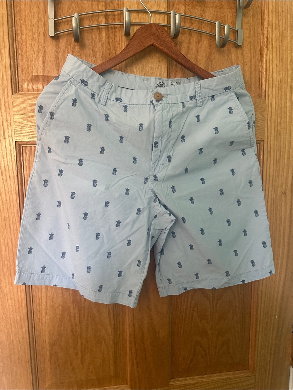 Izod Light Blue Pineapple-Print Flat Front Shorts